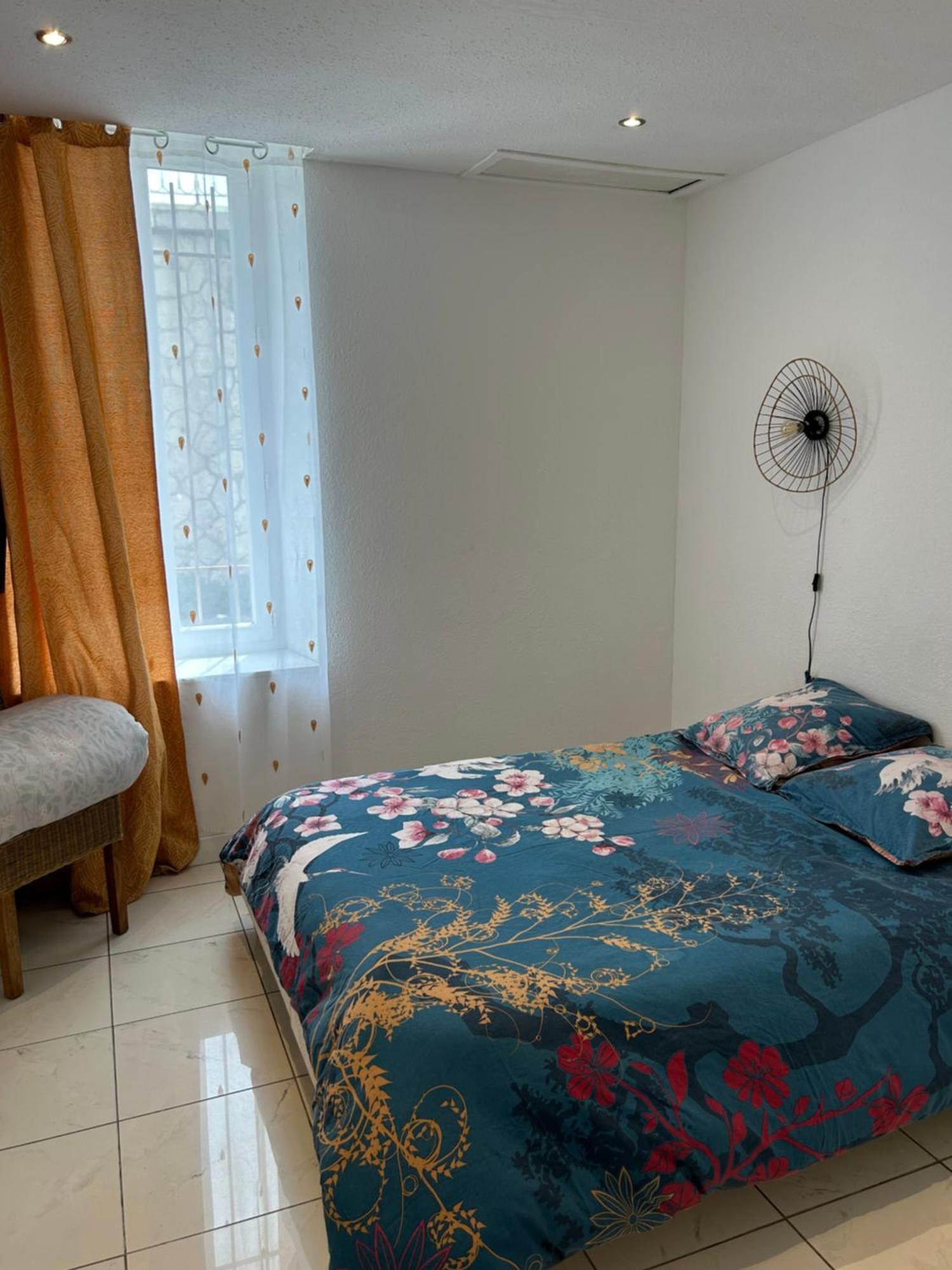 Grand T2 Climatise Avec Jardin Et Spa Нарбон Екстериор снимка