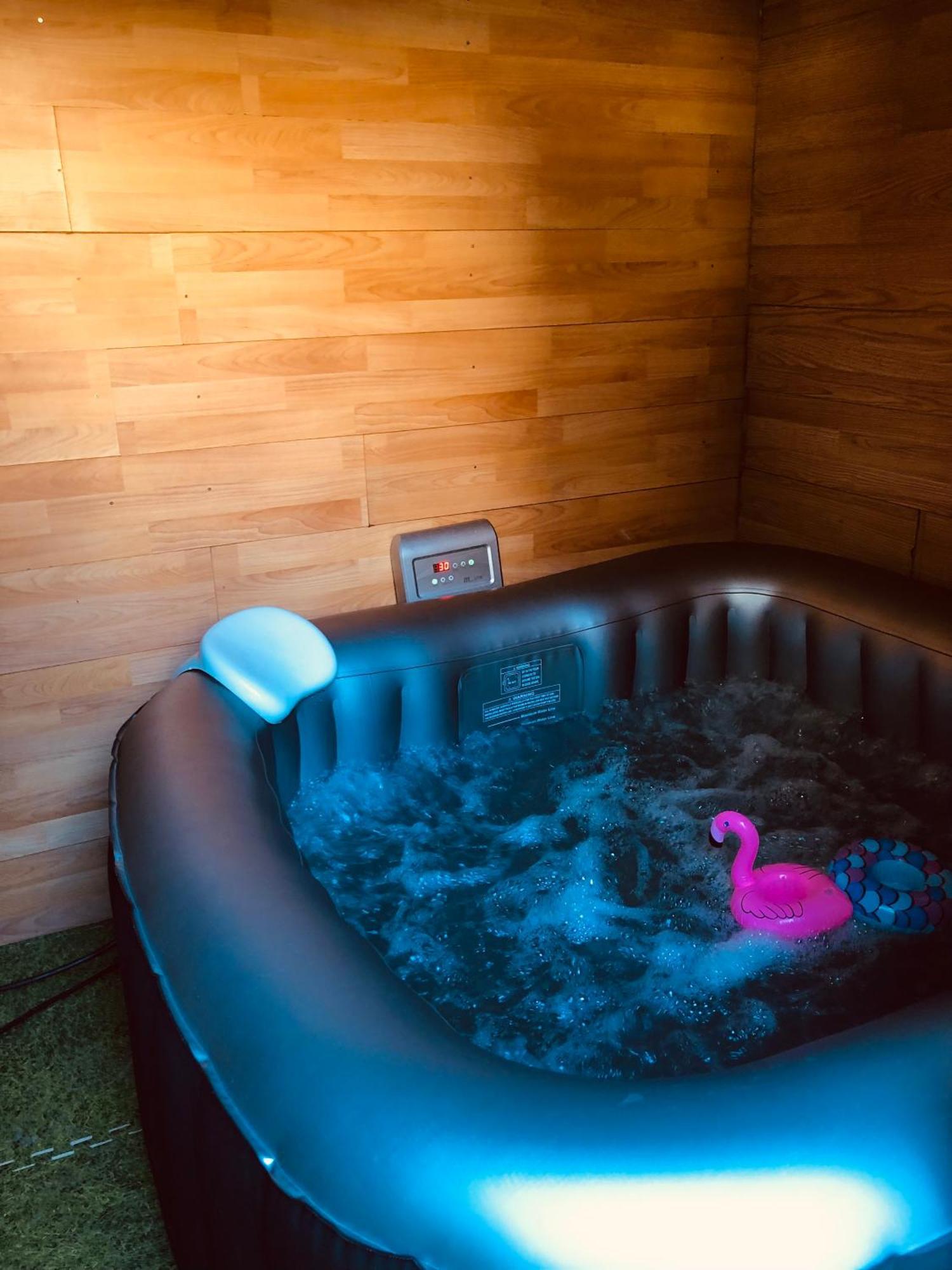 Grand T2 Climatise Avec Jardin Et Spa Нарбон Екстериор снимка